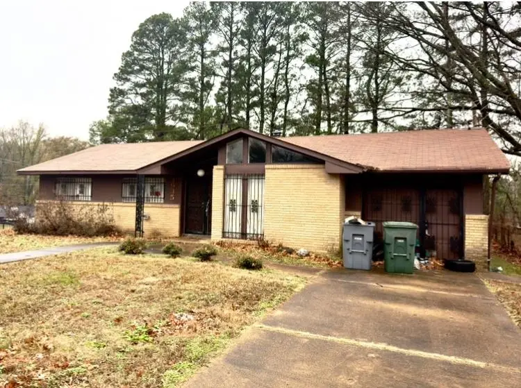 3935 N TREZEVANT LN, Memphis, TN 38127 - #1