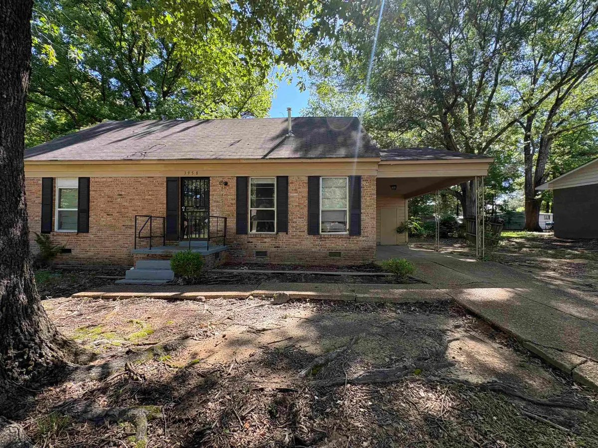 3958 BISHOPS BRIDGE RD, Memphis, TN 38118 - #1
