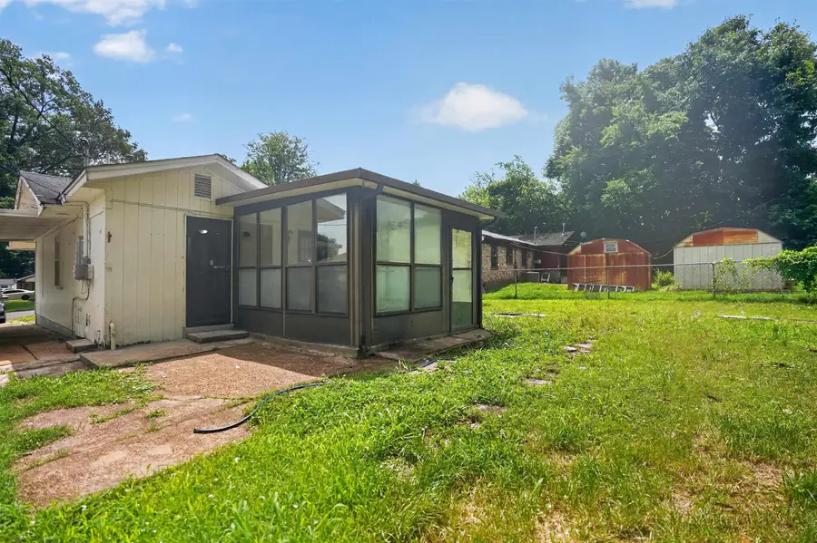 4281 LAWNVIEW ST, Memphis, TN 38109 - #3