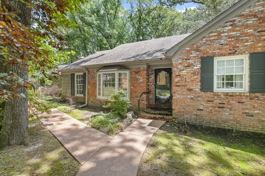 2250 LOCHLEVIN DR, Memphis, TN 38119 - #3