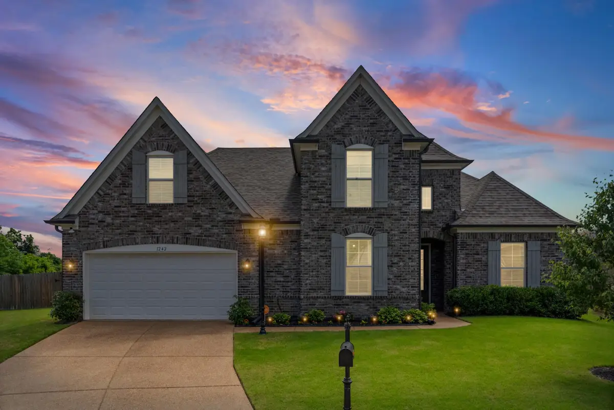 1242 WOODLAND MIST CV, Cordova, TN 38018 - #1