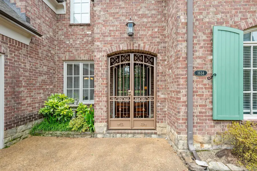 1634 LAUREL KNOLL CIR, Germantown, TN 38139 - #2