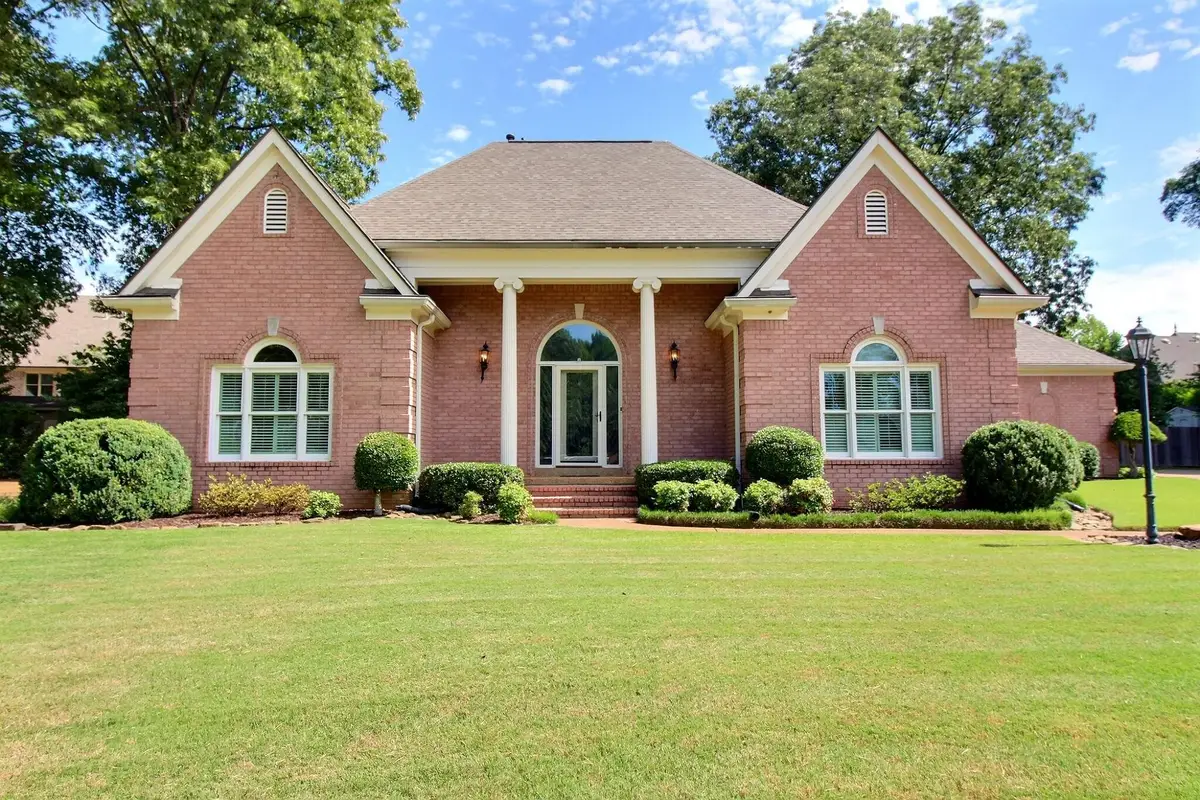 3328 SHADY FOREST CV, Collierville, TN 38017 - #1