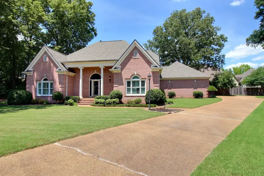 3328 SHADY FOREST CV, Collierville, TN 38017 - #2