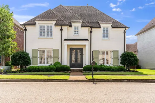 1850 ENCLAVE HOLLOW LN E, Germantown, TN 38139