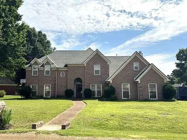 3376 SARA WOODS DR, Bartlett, TN 38133-3868 - #1