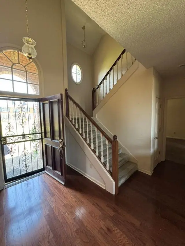 3376 SARA WOODS DR, Bartlett, TN 38133-3868 - #3