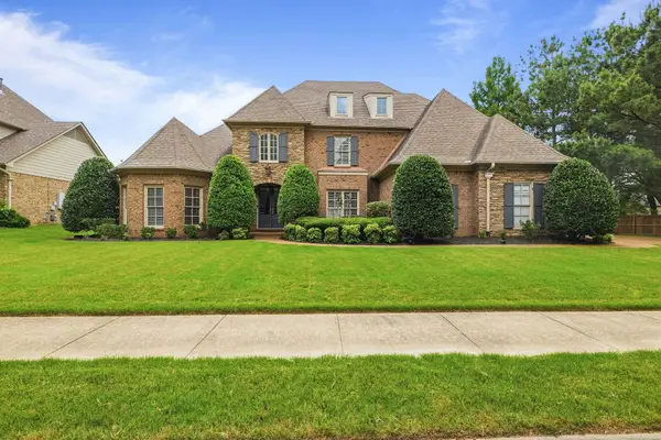 842 SHADOW WALK LN, Collierville, TN 38017