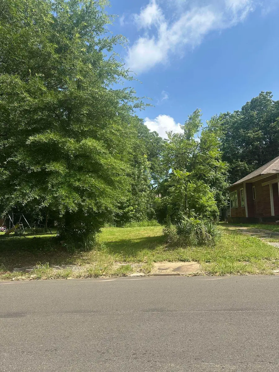 1184 AGNES PL, Memphis, TN 38104 - #2