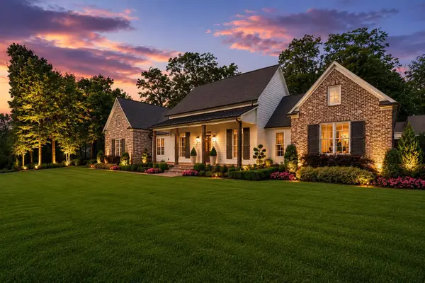 240 BURROWS RD, Collierville, TN 38017