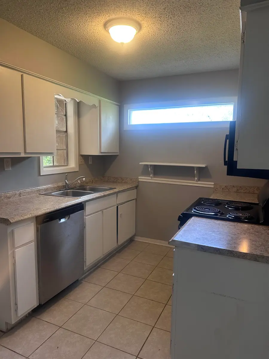 5629 RIDGETOP DR, Horn Lake, MS 38637 - #2