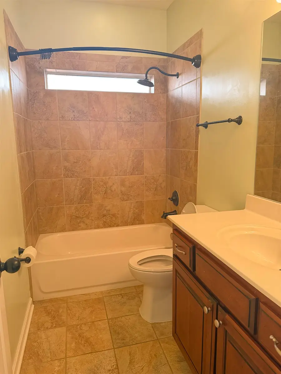 2241 PURPLE LEAF LANE LN E, Cordova, TN 38016 - #3