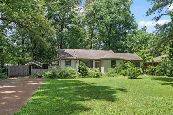 823 DILLWORTH ST, Memphis, TN 38122