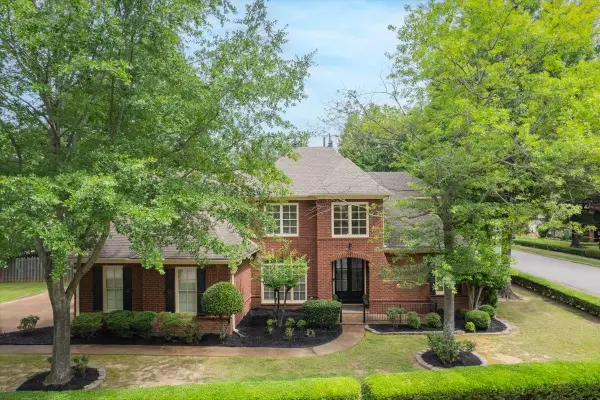 1876 LILES LN, Collierville, TN 38017