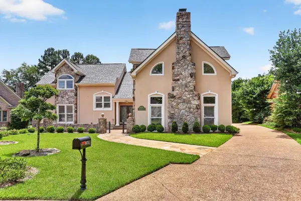 8875 STONE FARM CIR, Germantown, TN 38138