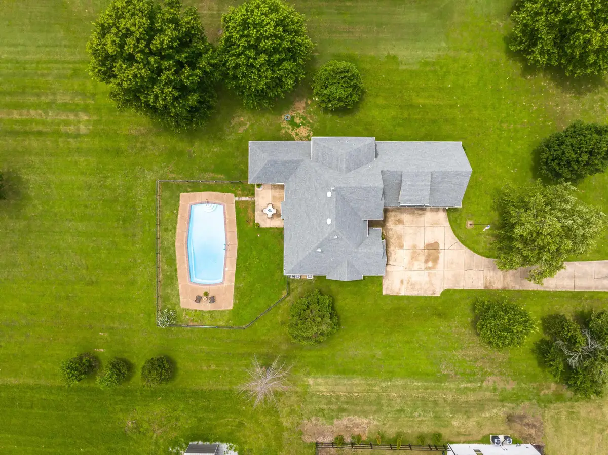 8685 SARTORI DR, Millington, TN 38053 - #1