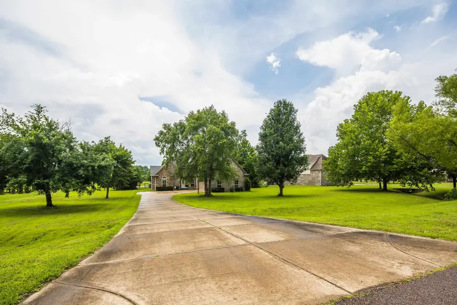 8685 SARTORI DR, Millington, TN 38053 - #2