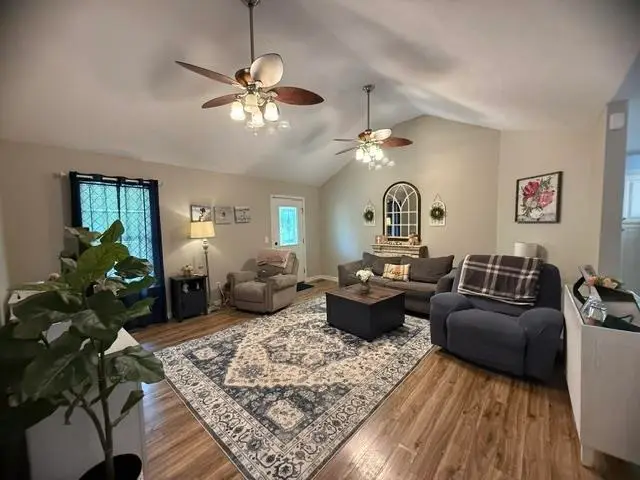 395 AUSTIN ST, Savannah, TN 38372 - #3