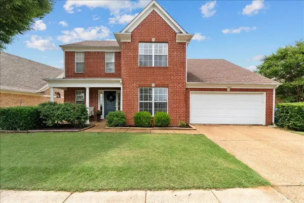 11660 MAHOGANY DR, Arlington, TN 38002