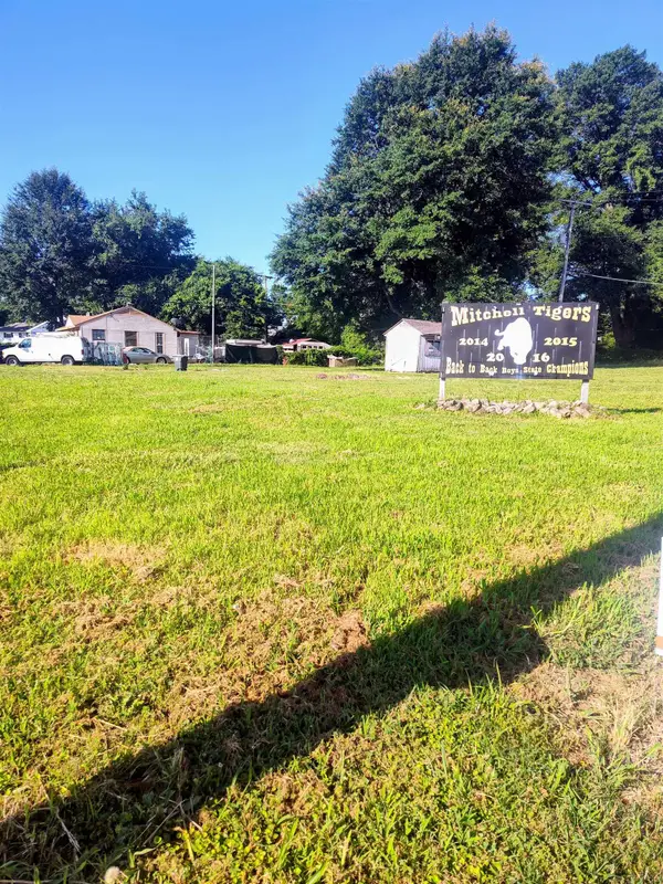 357 W MITCHELL RD, Memphis, TN 38109