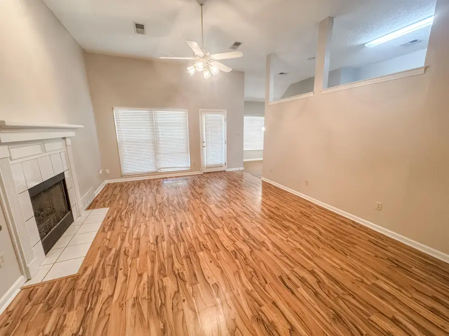 1749 MEADOW RIVER CV, Cordova, TN 38016 - #3