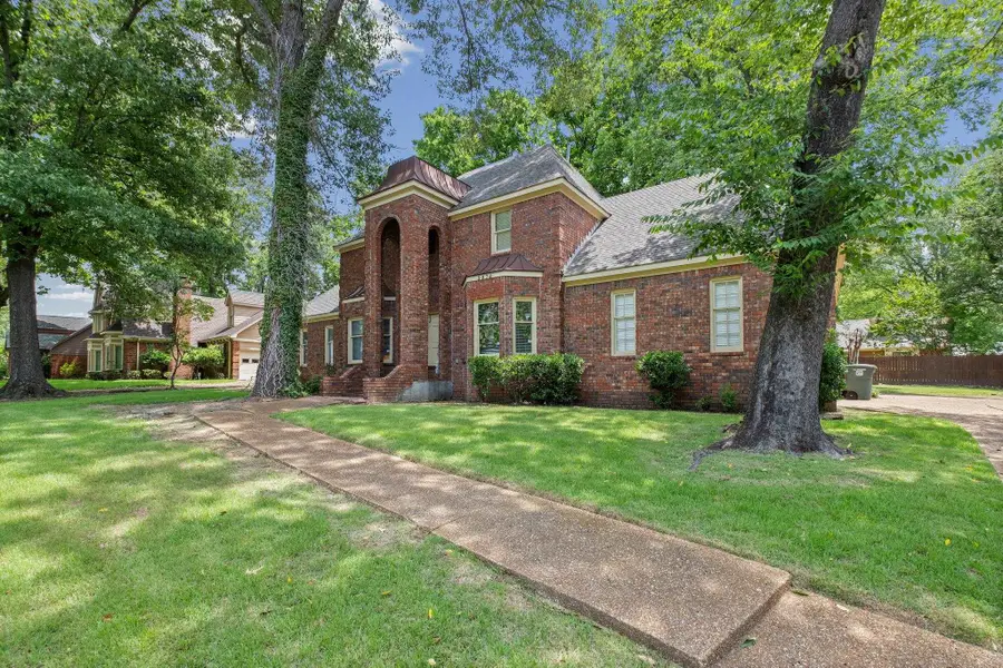3076 DEE ANN DR, Memphis, TN 38119 - #2