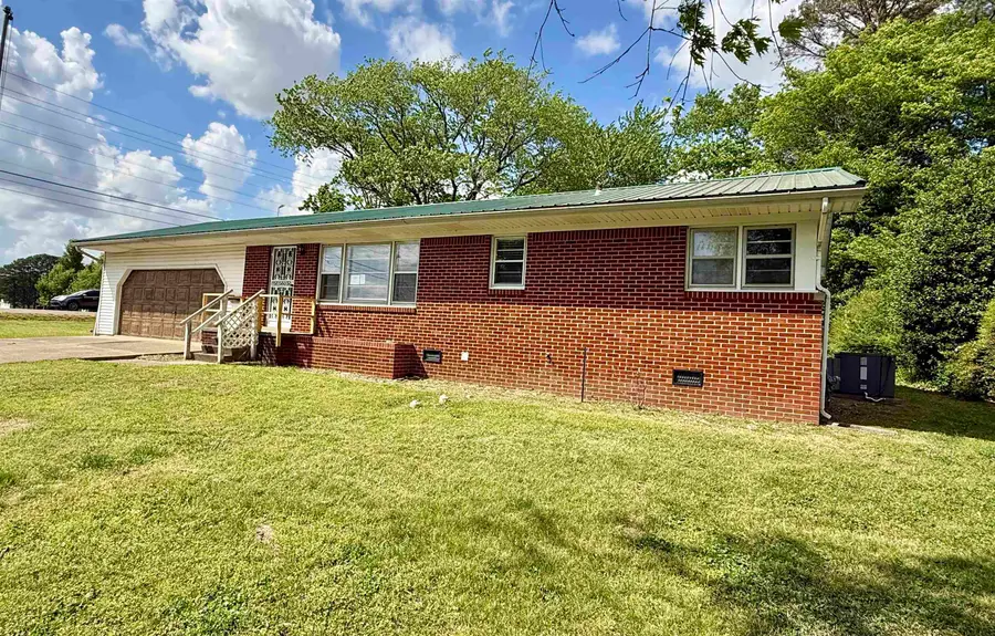 1500 E MATHEWS ST, Union City, TN 38261 - #2