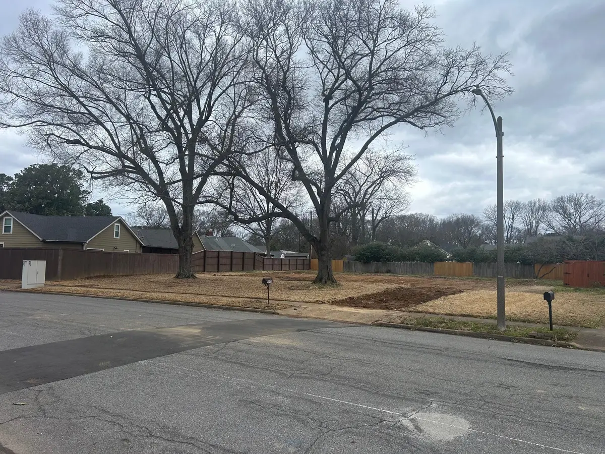 4640 CHICKASAW RD, Memphis, TN 38117 - #1