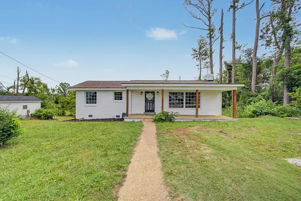331 PHARR AVE, Selmer, TN 38375