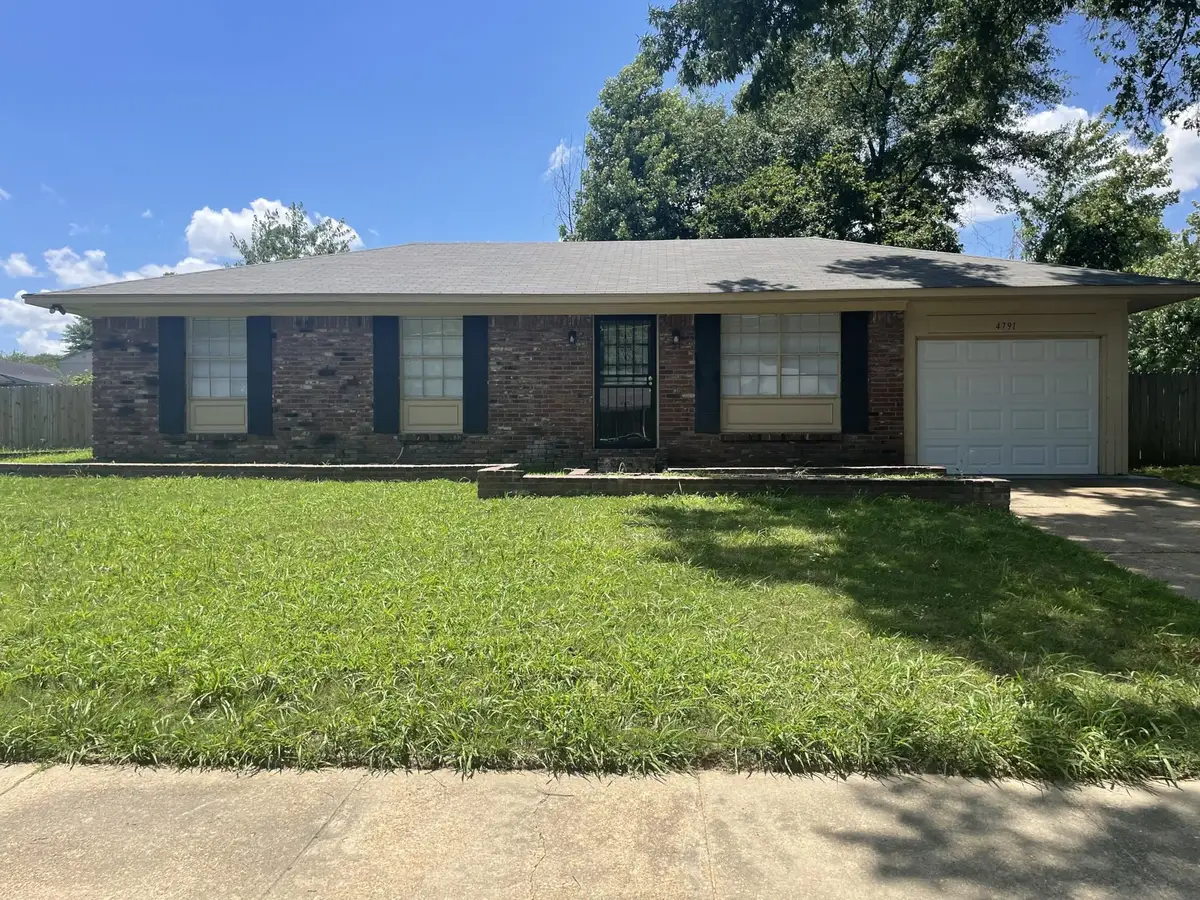 4791 GILL DR, Memphis, TN 38109 - #1