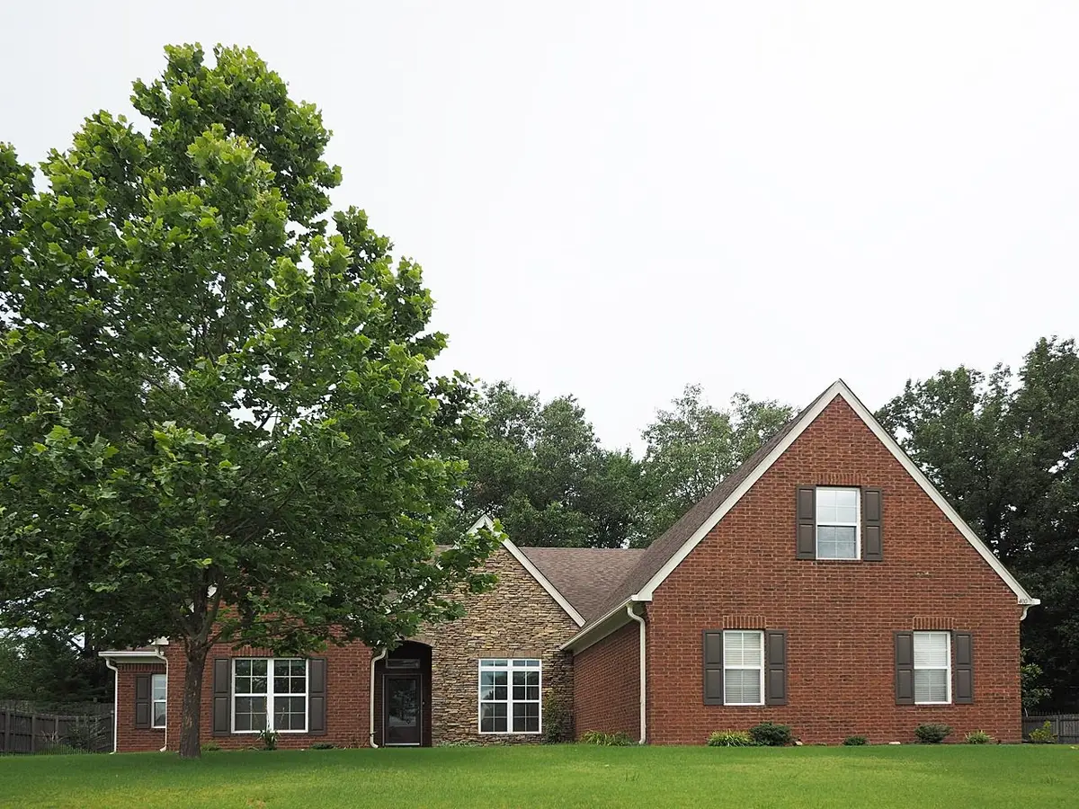 400 EAGLE VALLEY DR, Oakland, TN 38060 - #1