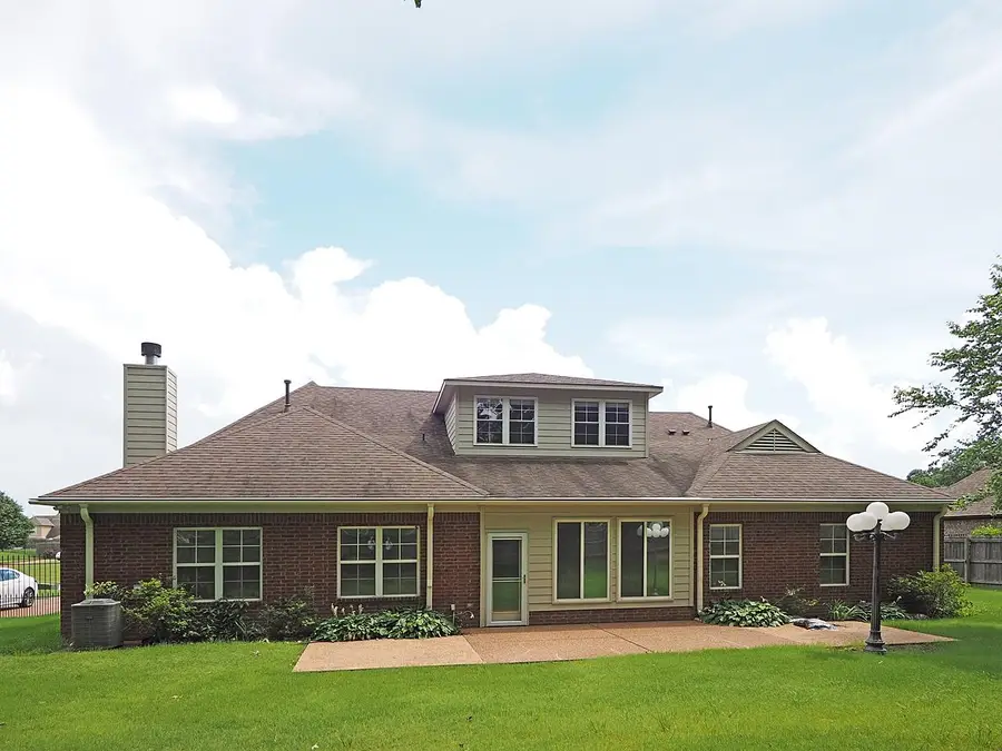 400 EAGLE VALLEY DR, Oakland, TN 38060 - #2