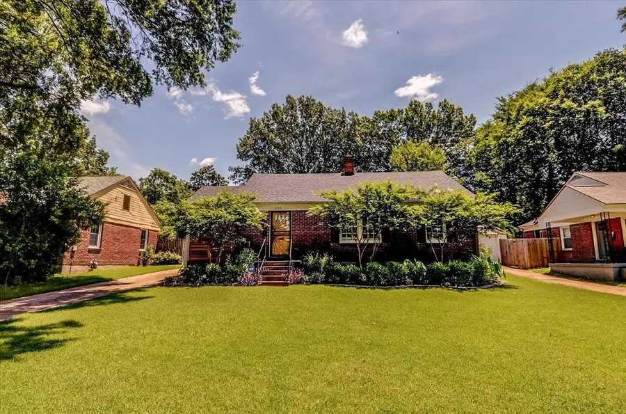 226 W EDWIN CIR, Memphis, TN 38104 - #3