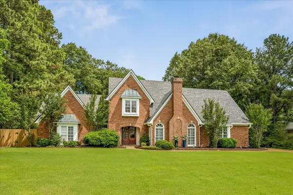 9324 OAK KNOLL CV, Cordova, TN 38018
