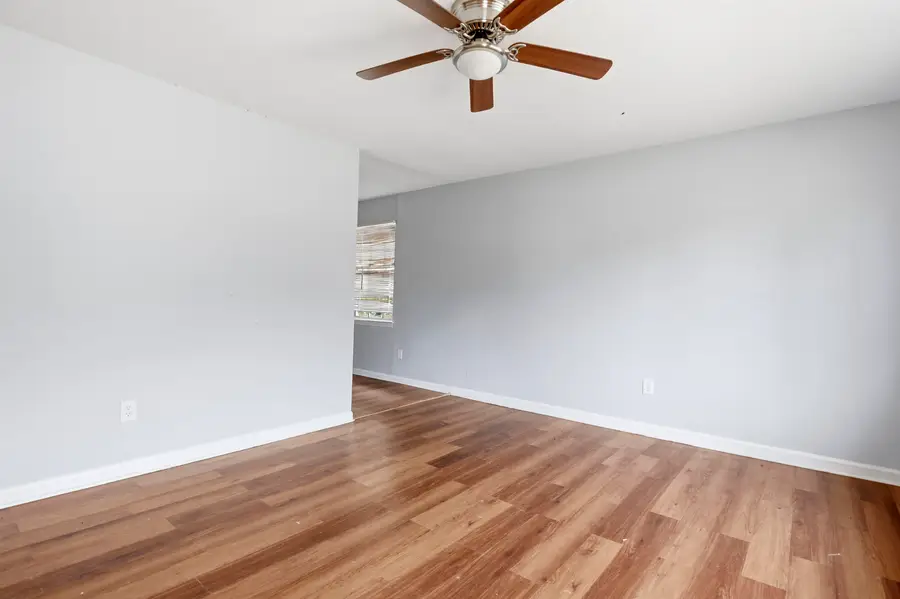 3807 GLENBUREE ST, Memphis, TN 38109 - #2
