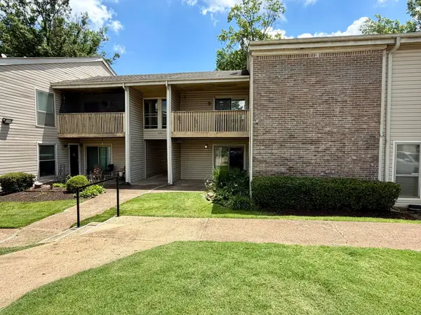 6774 ENCHANTED OAK PL, Memphis, TN 38120