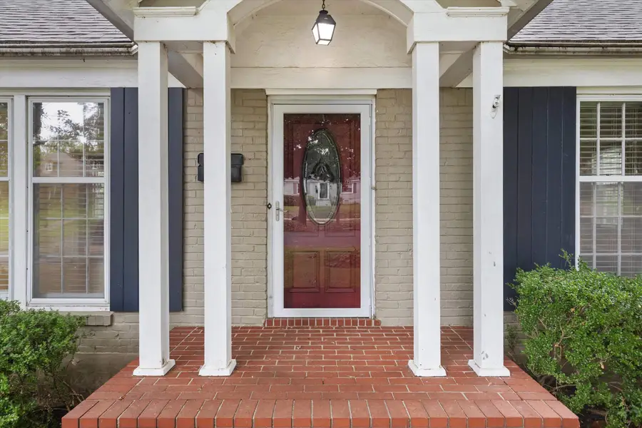 8 S CENTURY ST, Memphis, TN 38111 - #3