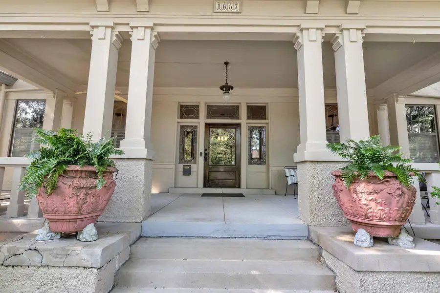 1657 PEABODY AVE, Memphis, TN 38104 - #2