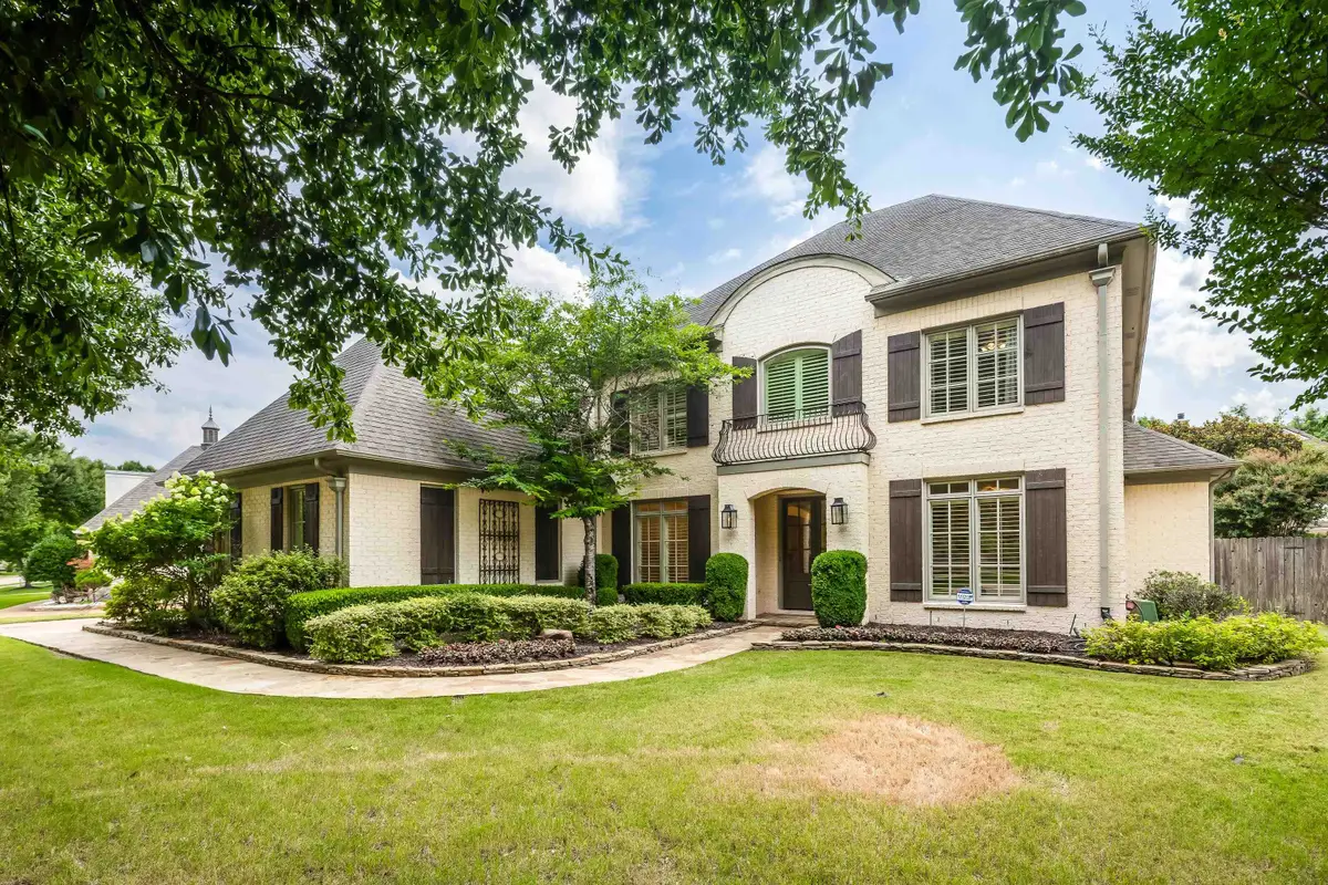 1633 DOGWOOD CREEK DR, Germantown, TN 38139 - #1