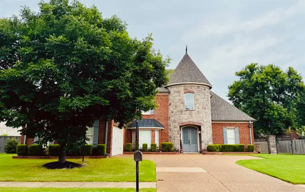 2339 MEVERETT LN, Cordova, TN 38016