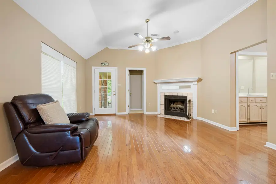 3153 CLUBVIEW CV N, Lakeland, TN 38002 - #3
