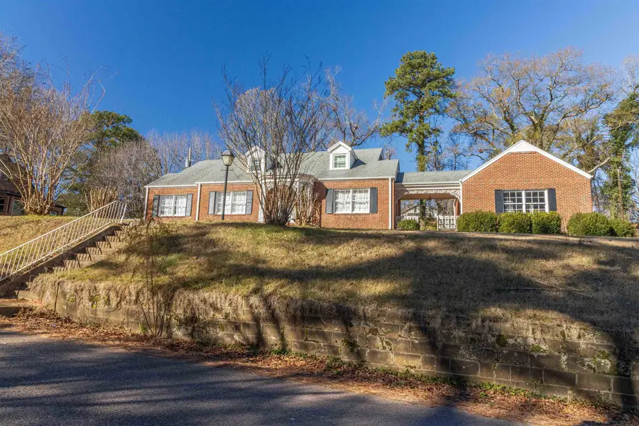 228 N THIRD ST, Selmer, TN 38375 - #3