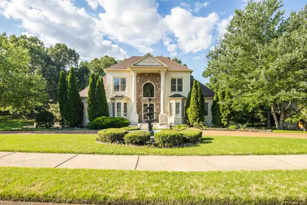 9134 RANDLE VALLEY DR, Cordova, TN 38018