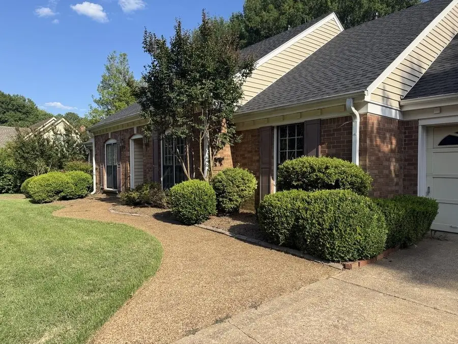 7637 CROSS VILLAGE DR, Germantown, TN 38138 - #2