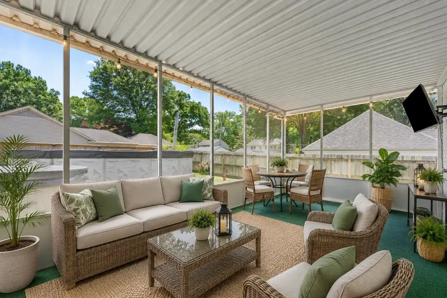 2218 RIVERDALE RD, Germantown, TN 38138 - #2