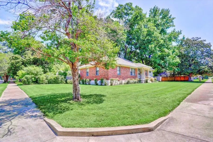 4694 FLAMINGO RD, Memphis, TN 38117 - #2