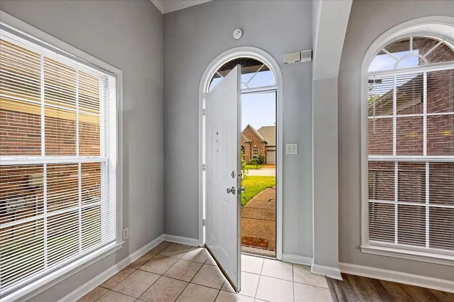 9151 S BERRY GARDEN CIR, Cordova, TN 38016 - #3