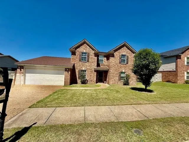 7526 STONINGTON DR, Memphis, TN 38125 - #1