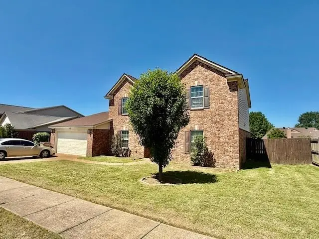 7526 STONINGTON DR, Memphis, TN 38125 - #2