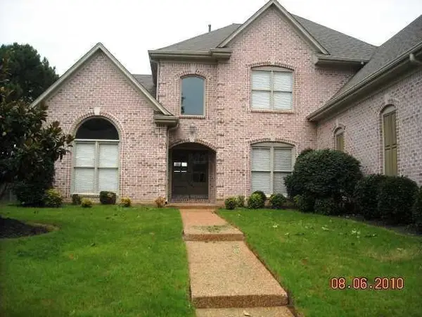 8990 RIVER KNOLL DR, Unicorp/Memphis, TN 38016